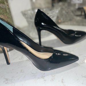 Vince Camuto BLACK Classic Pointed Toe Pumps High Heel Shoes